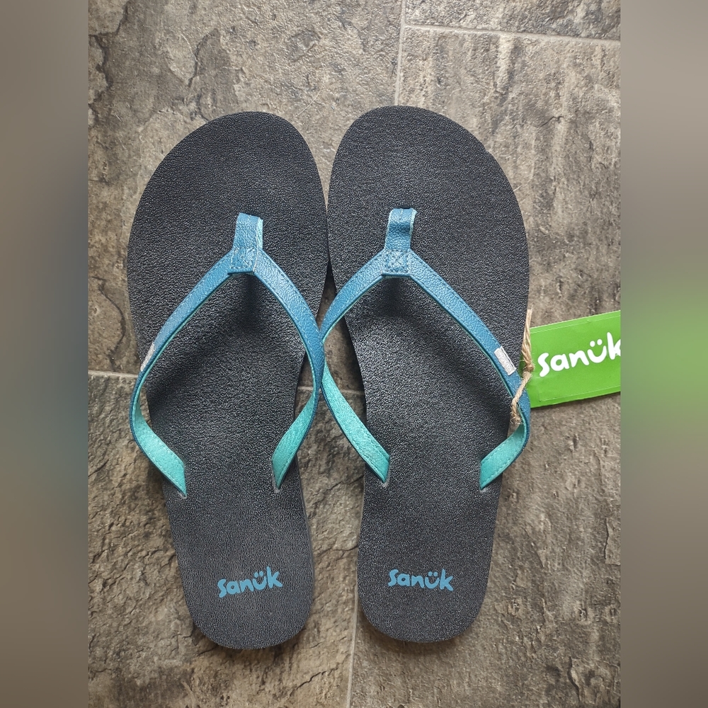 Sanuk Flip Flop Sandles